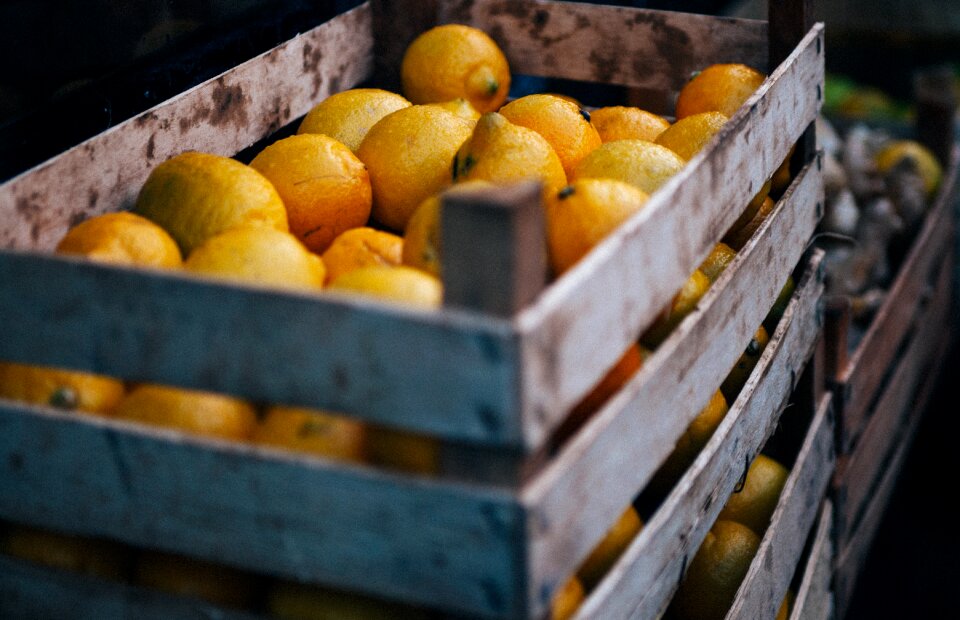 Market crops orange