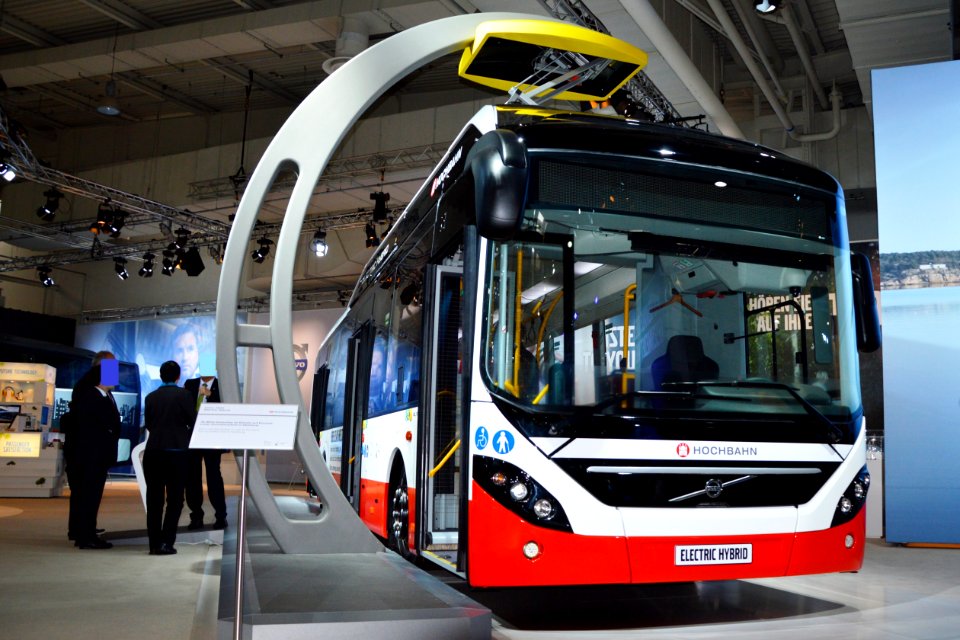Volvo 7900 electric hybrid. Hochbahn Hamburg. Spielvogel2014 02