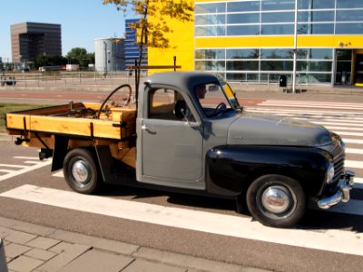 Volvo PV445 BE-57-90 pic2