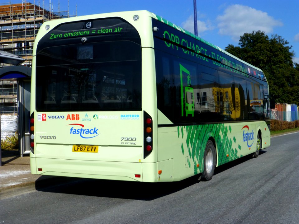 Volvo7900e-OppChargeTrial-KentFastrack-P1440727