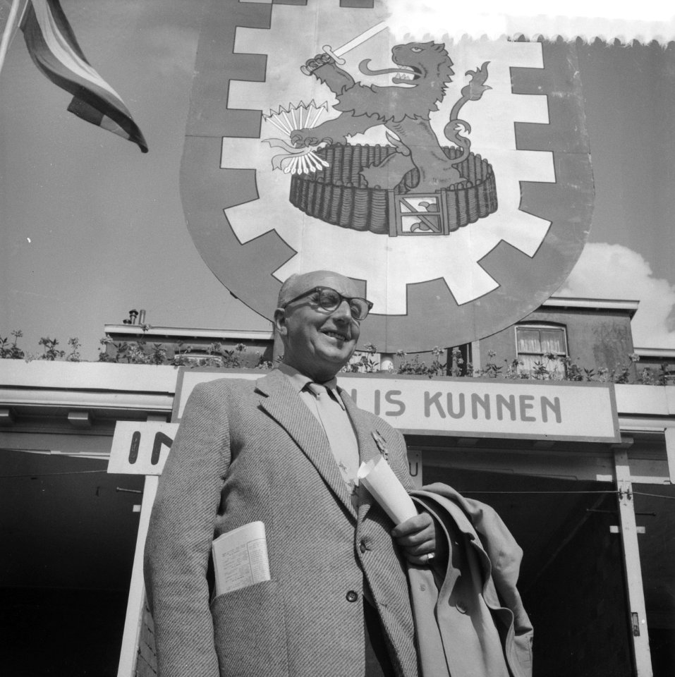 Voorbereidingen voor de Vierdaagse in Nijmegen P.van der Kaay uit Arnhem loopt v, Bestanddeelnr 909-7319