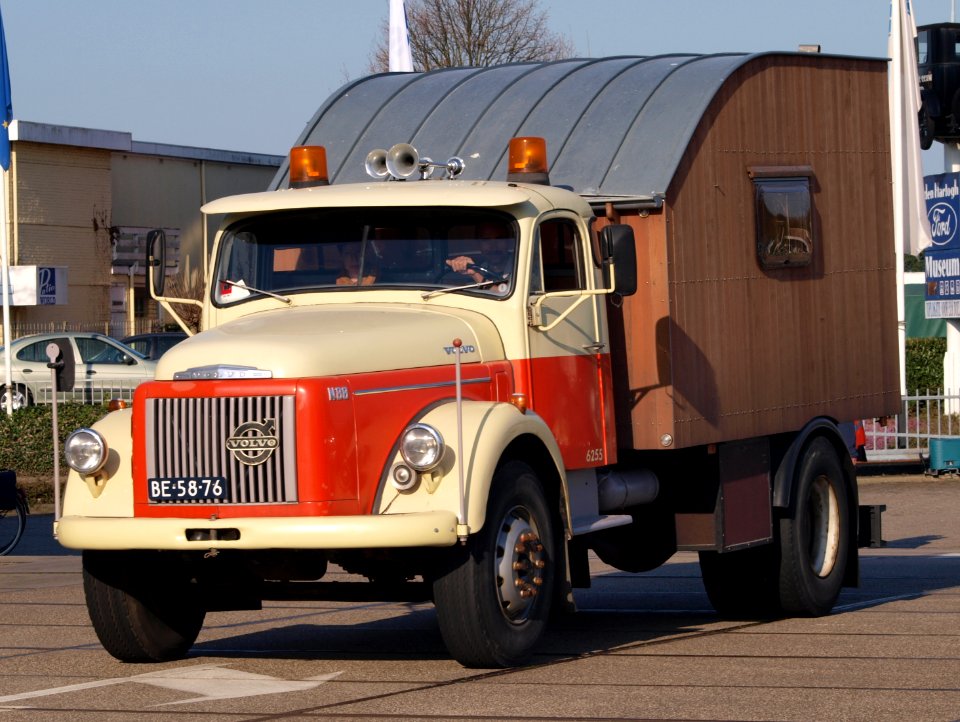 VOLVO N88-44T (1968) licenceno BE-58-76 pic3