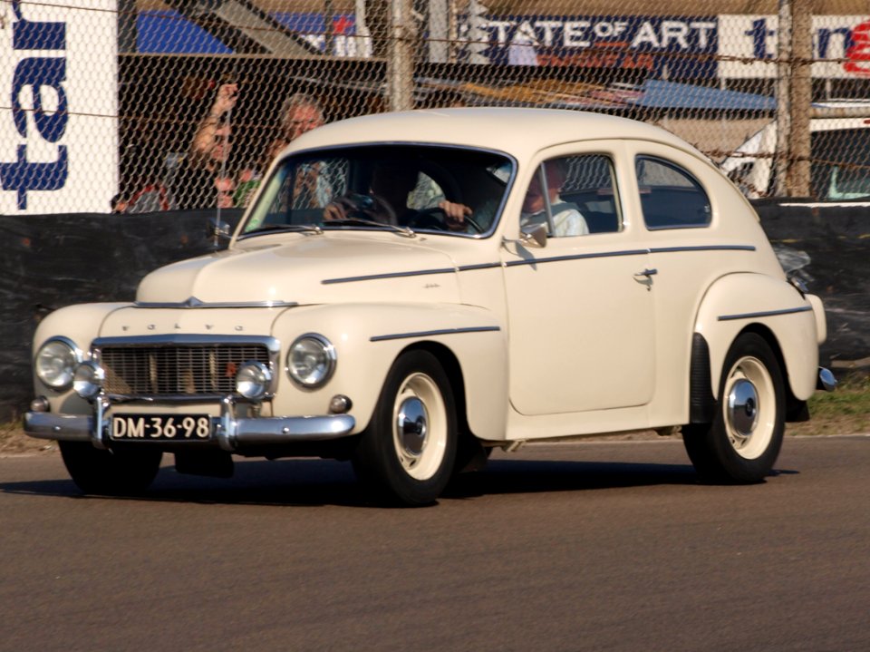 Volvo PV 544 dutch licence registration DM-36-98 pic3