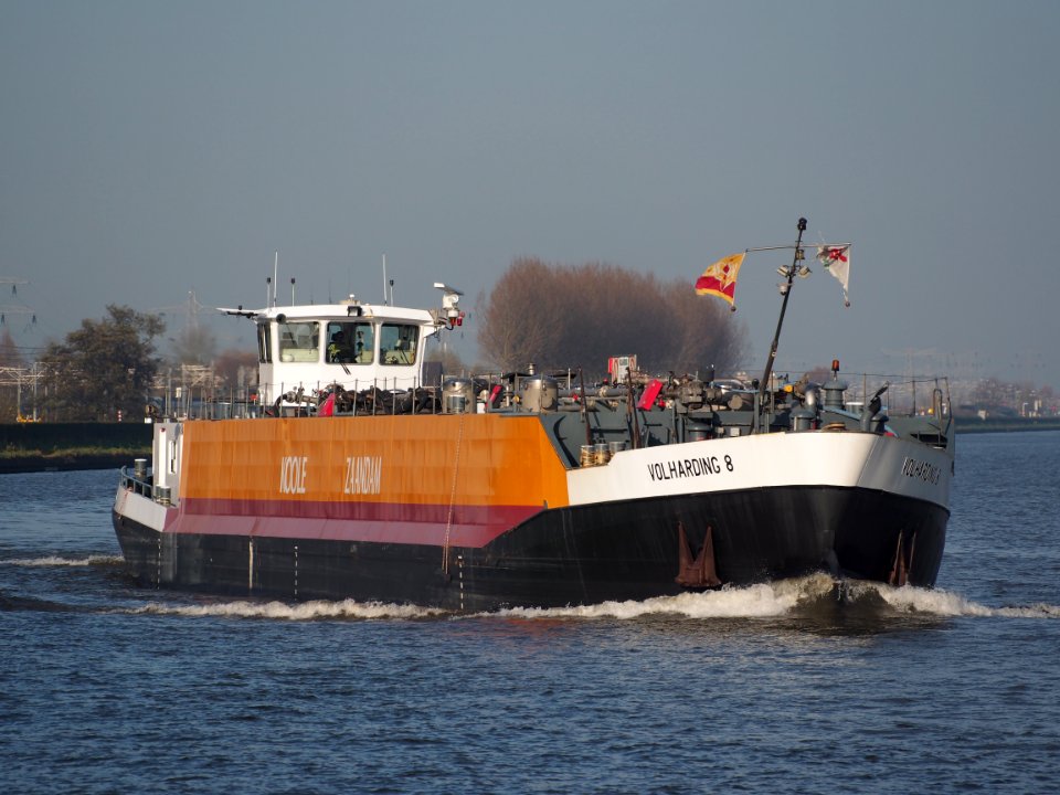 Volharding 8, ENI 02014120 op het Amsterdam-Rijn kanaal, foto 4
