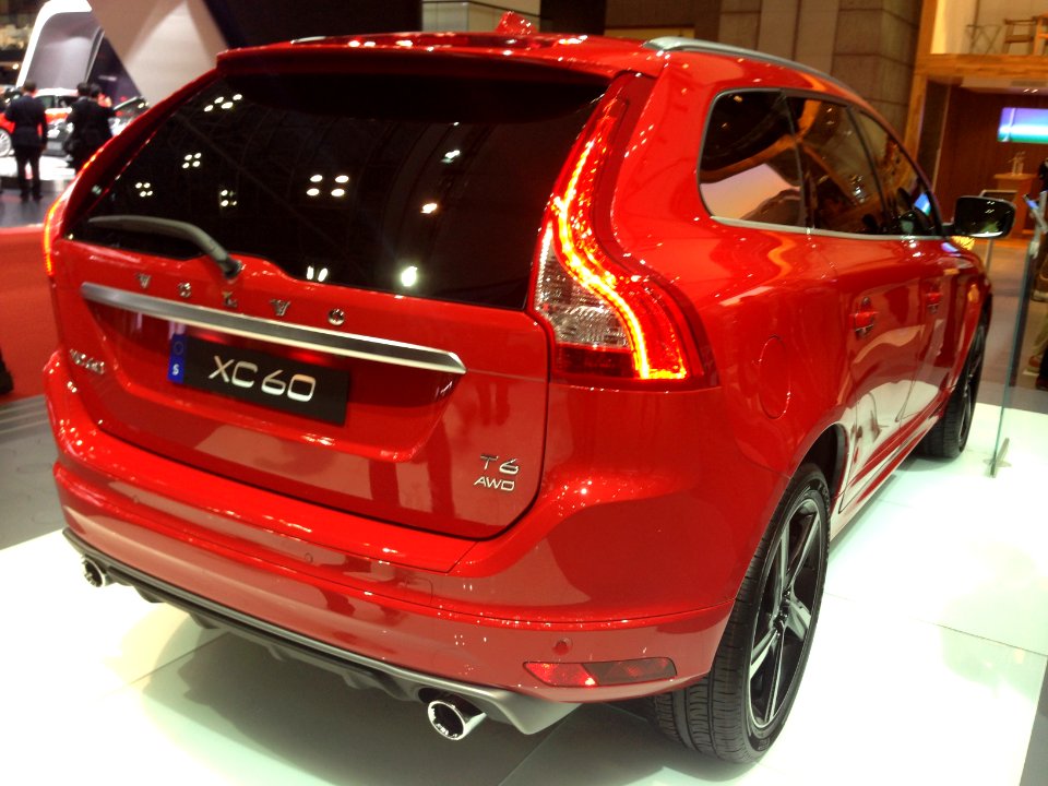 Volvo XC60 T6 AWD R-Design rear - Tokyo Motor Show 2013