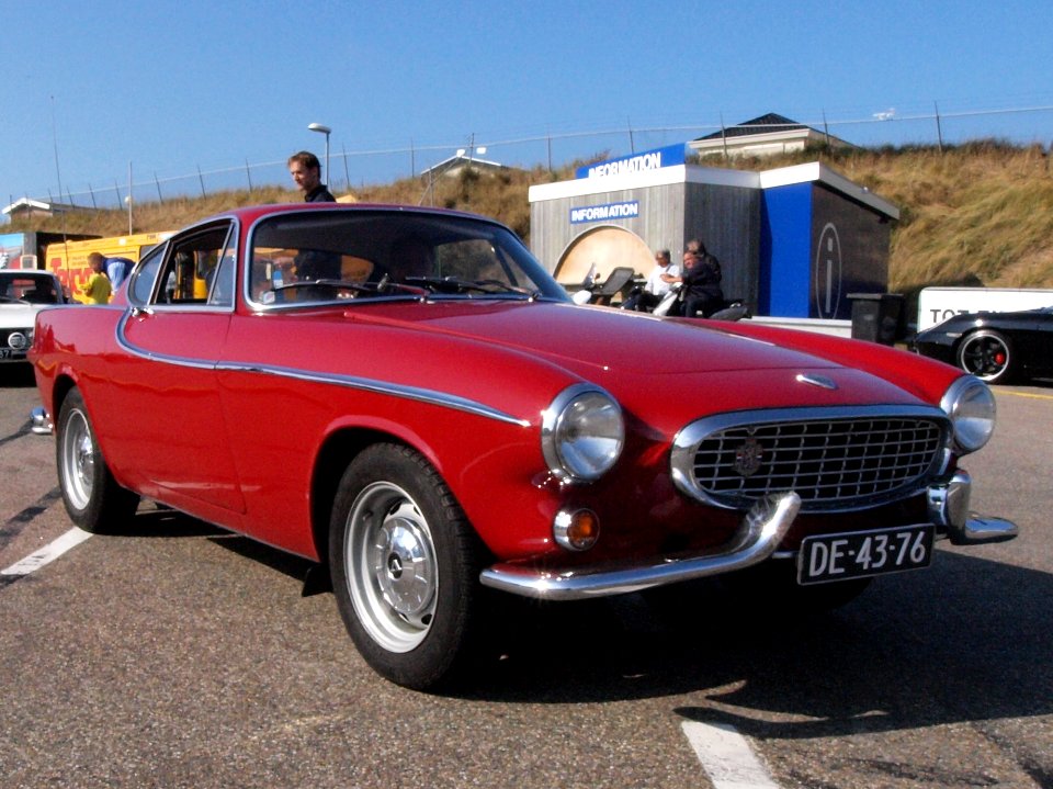 Volvo P 1800 S dutch licence registration DE-43-76 pic1