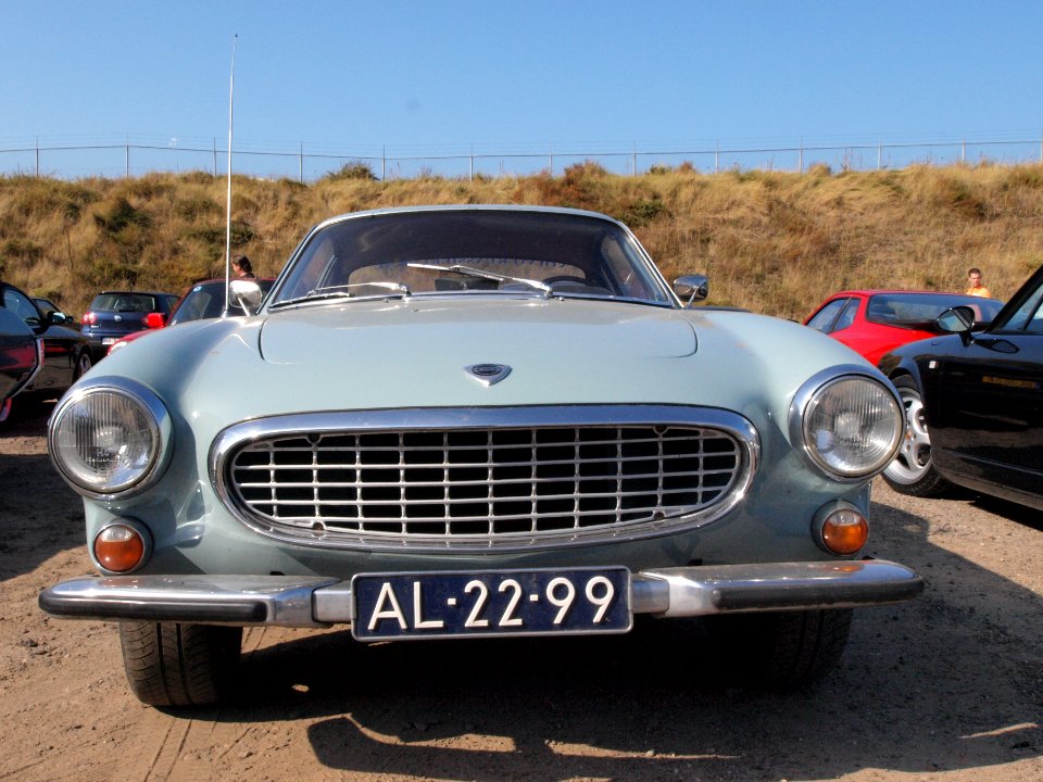 Volvo P 1800 dutch licence registration AL-22-99 pic2