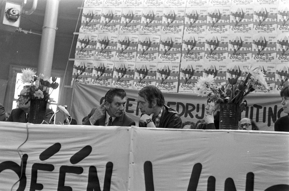 Volkscongres in Korenbeurs te Groningen, Fre Meis (links) en prof dr L Nauta, Bestanddeelnr 925-5281