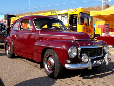 Volvo PV 544 C dutch licence registration JF-08-74 pic1