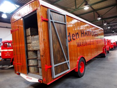 Volvo truck with trailer den HARTOGH & Zonen, pic2