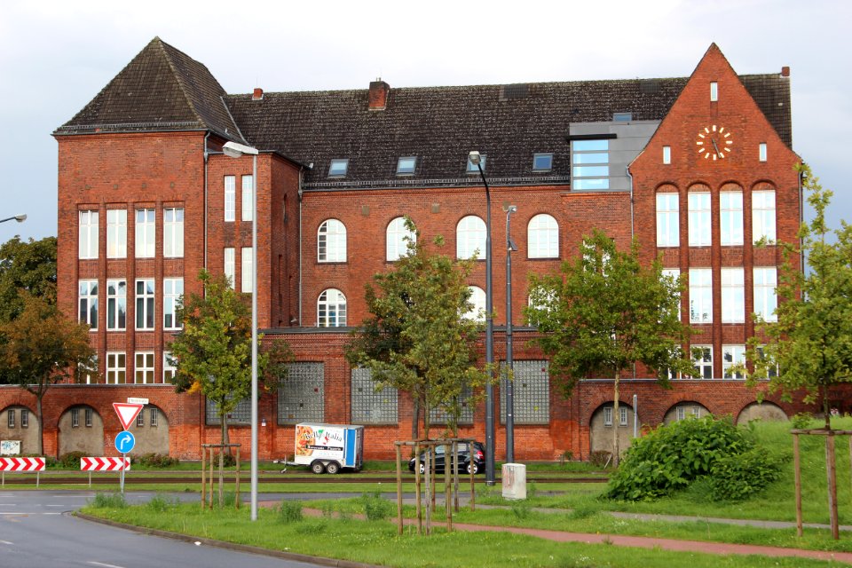 Volksschule am Holzhafen in Bremen, Nordstraße 349