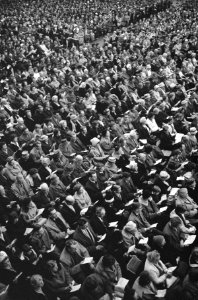 Volkskerstzang in de Nieuwe RAI Overzicht, Bestanddeelnr 913-3260
