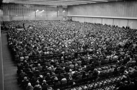 Volkskerstzang in de Nieuwe RAI Overzicht, Bestanddeelnr 913-3263