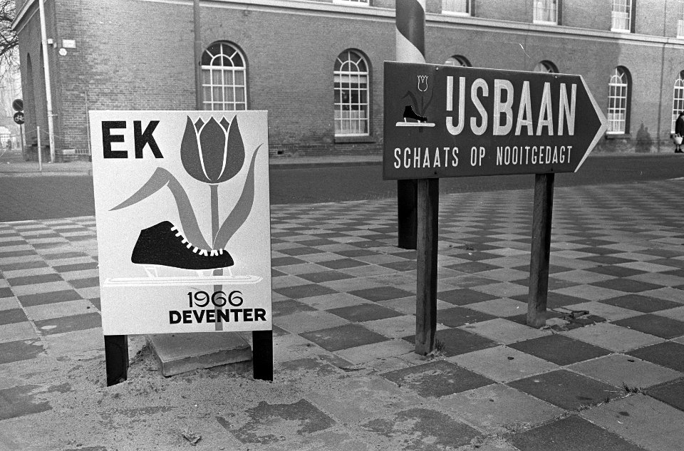 Voorbereidingen Europese kampioenschappen schaatsen te Deventer. Bewegwijzering , Bestanddeelnr 918-6461