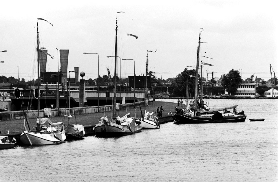 Voorbereidingen aantal platbodems, Bestanddeelnr 930-9504