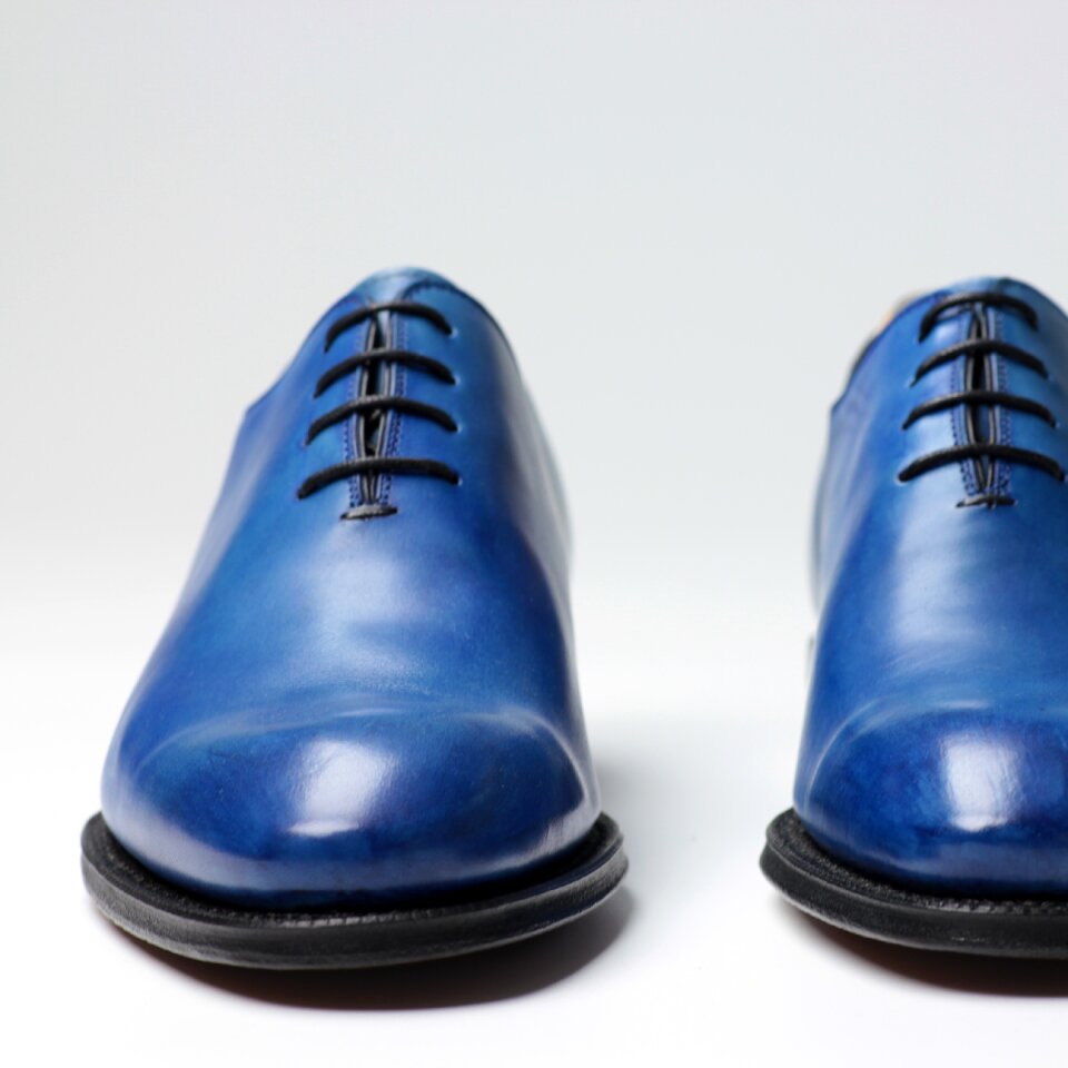 Pairing clothing footwear