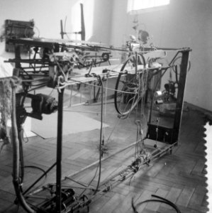 Voorbereiding tentoonstelling in Stedelijk Museum, Bestanddeelnr 912-1973