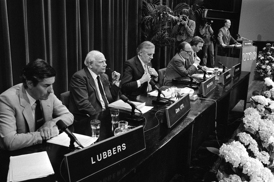 Voorjaarscongres VNO in RAI met discussie Samenwerken aan herstel, Lubbers, Den Uyl , Wagner, Rietkerk, Terlouw en Van Veen, Bestanddeelnr 931-4843