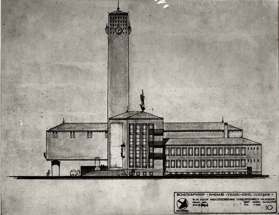 Voorlopig ontwerp voor een Raadhuis te Velsen, aan het Raadhuisplein, te IJmuiden. (architect W.M. Dudok). Aangekocht in 1976 van fotograaf C. de Boer. Identificatienummer 54-010320, NL-HlmNHA 54010320