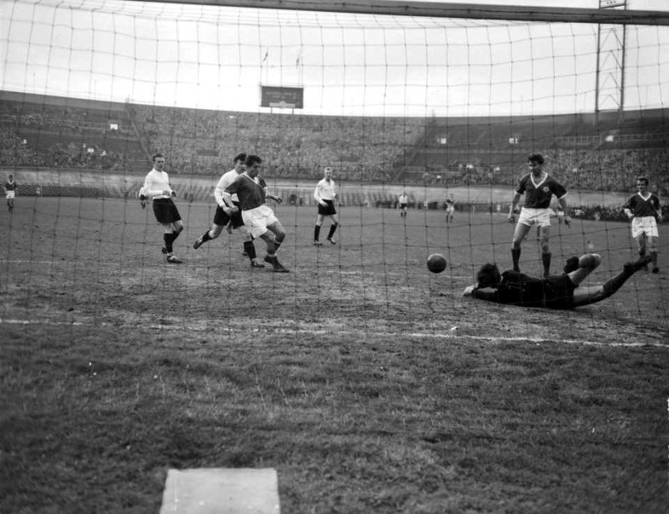 Voorlopig Nederlands elftal Sofia 1-2, in het Olympisch stadion te Amsterdam, Bestanddeelnr 909-4606