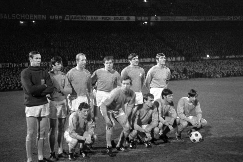 Voorronde van Wereldkampioenschap voetbal te Rotterdam, Nederland tegen Luxembur, Bestanddeelnr 922-2387