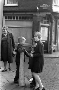 Voorjaar in de stad kinderen, Bestanddeelnr 922-2723 photo