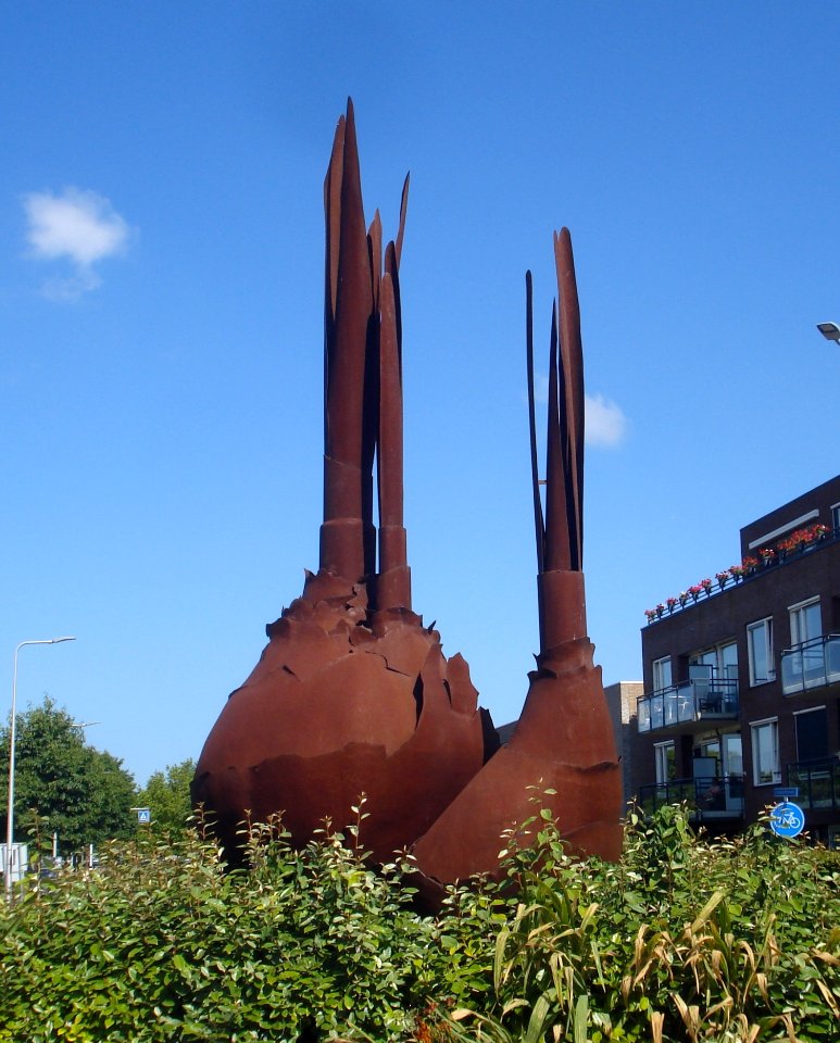 Voorhout kunstwerk narcissenbol moeder en kind