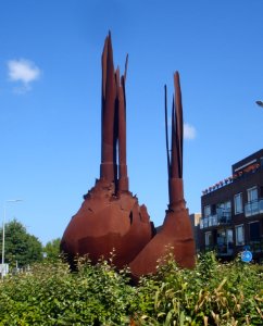 Voorhout kunstwerk narcissenbol moeder en kind