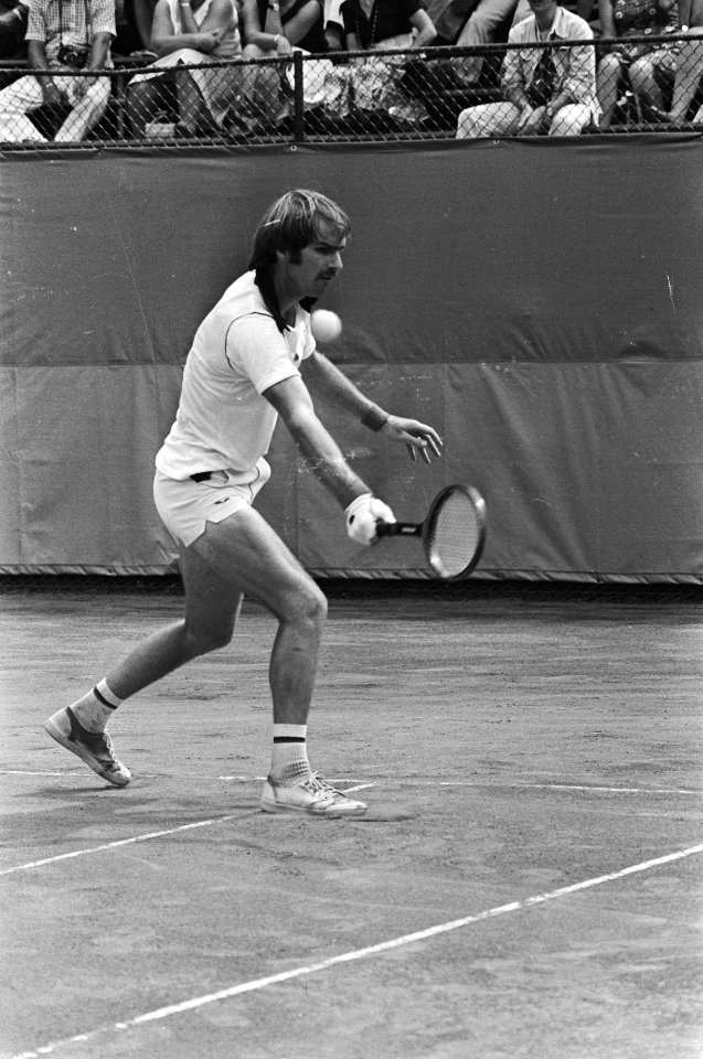 Voorronden tennistoernooi, Melkhuisje, Fred Hemmes in aktie, Bestanddeelnr 928-6890