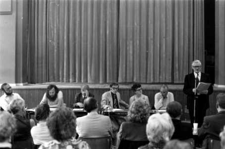 Vooroverleg van landelijk pastoraal overleg in Ignatiuscollege Adam Scheffers,, Bestanddeelnr 927-4067