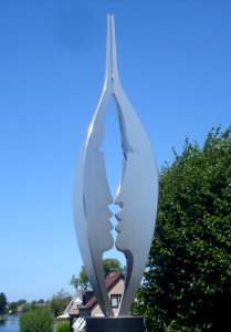 Voorhout kunstwerk de kus