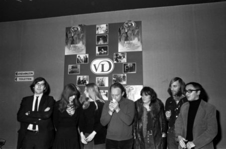 Voorpremière Nederlandse film VD, v.l.n.r. Wim Verstappen (regisseur), Sonja B, Bestanddeelnr 926-1044