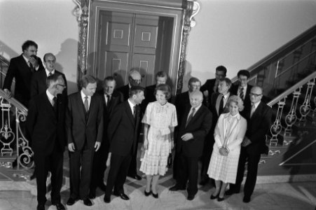 Voorste rij van links naar rechts Max van der Stoel (PvdA), Jan Terlouw (D66), D, Bestanddeelnr 931-6736