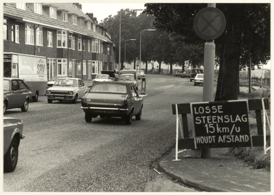 Vondelweg, ziende vanaf de Jan Gijzenkade, naar het noorden. NL-HlmNHA 54010029