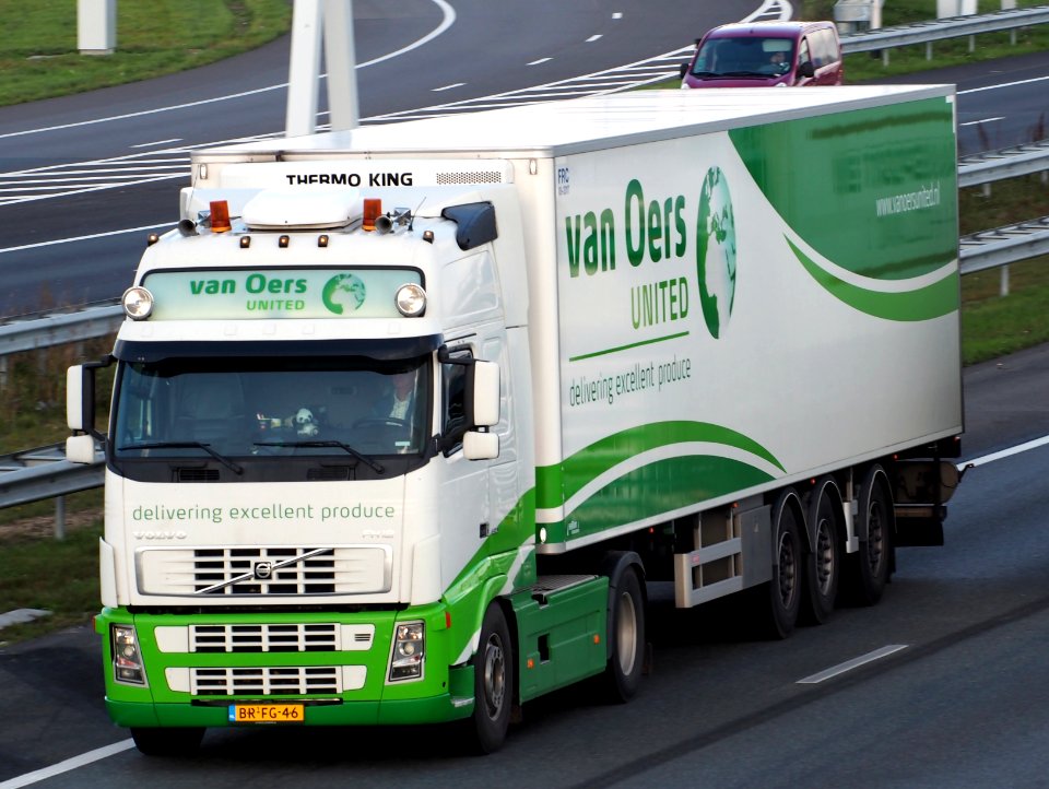 Volvo FH12 4X2T FAL7.1 RAD-A4, van Oers united