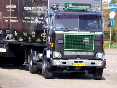 Volvo F88-38T pic