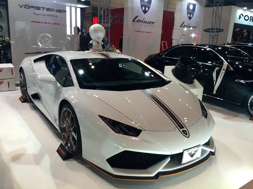 Vorsteiner Huracan front - Tokyo Auto Salon 2015