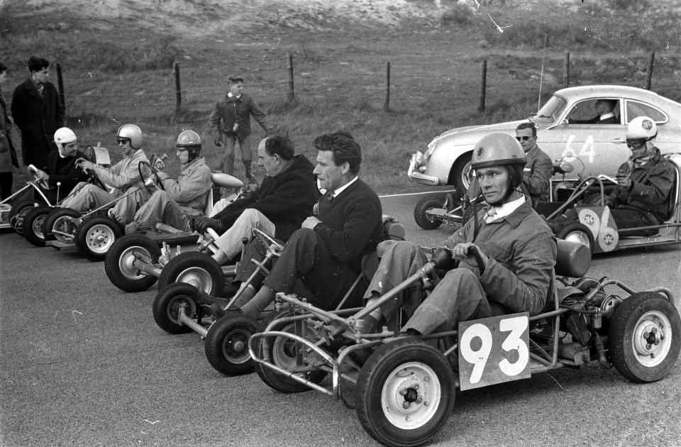 Voor de eerste maal in Nederland skelterraces op het circuit van Zandvoort, Bestanddeelnr 911-1761