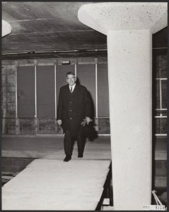 Voor de eerste maal bezocht burgemeester W. Thomassen de metrowerken, Bestanddeelnr 093-0170