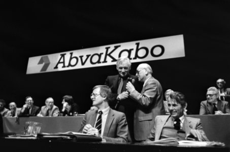 Voorzitter Deetman neemt afscheid op ABVAKABO-congres in RAI Amsterdam. O.a. De, Bestanddeelnr 932-0842