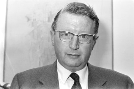 Voorzitter Jan F. ten Barke van de Vereniging van Koningsplein tot Leidseplein o, Bestanddeelnr 924-6423