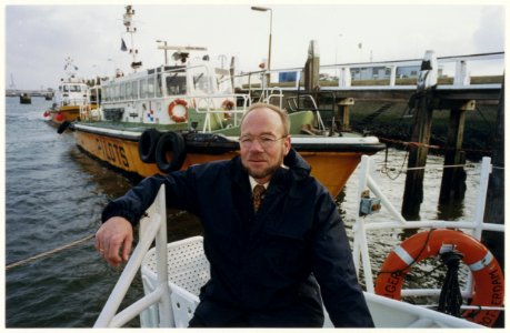 Voorzitter van het Loodswezen Amsterdam-IJmond voor een van de loodstenders., NL-HlmNHA 54050091