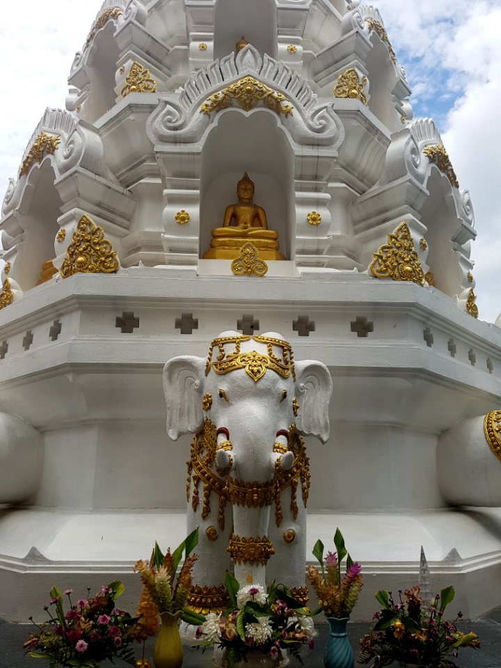 Wat Klang Wiang, Chiang Rai - 2017-06-27 (032)