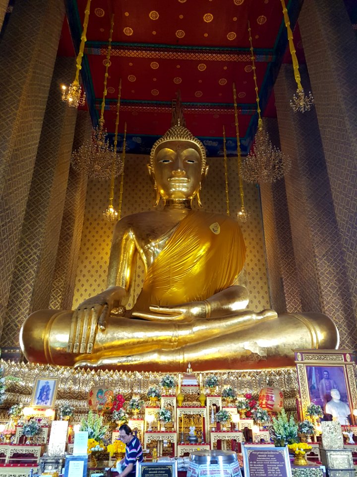 Wat Kanlayanamit - wihan - 2017-02-25 (047)