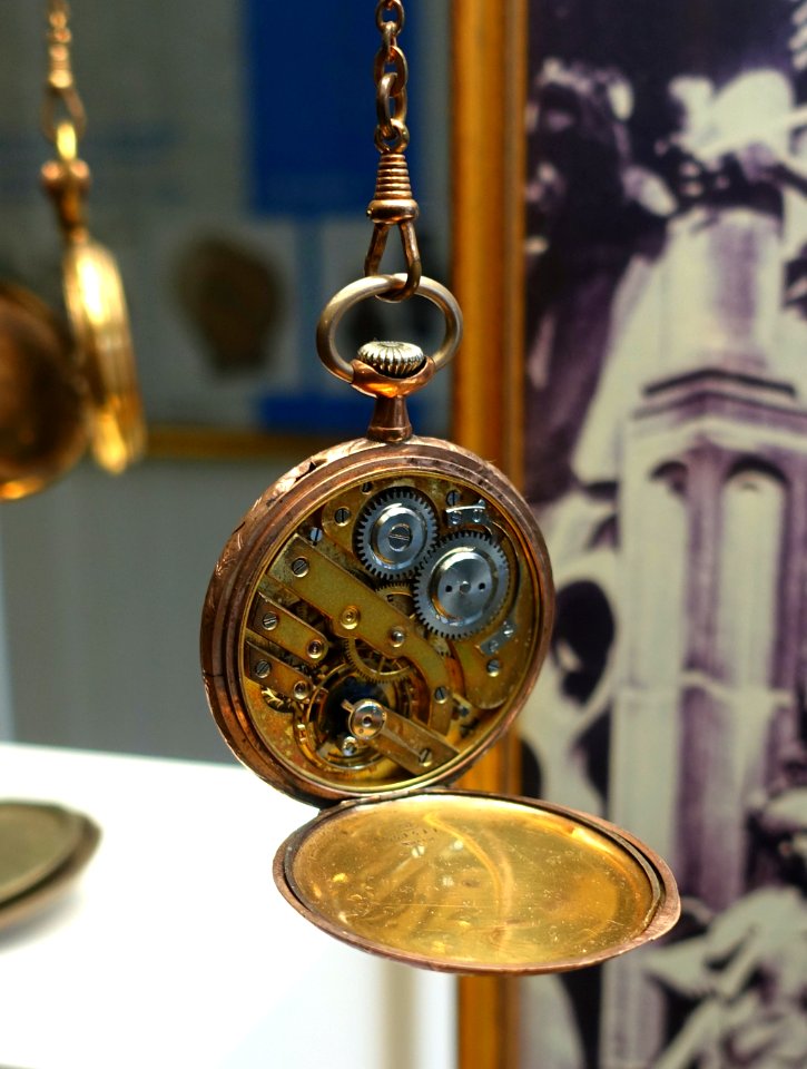 Watch - Karl Gebhardt Horological Collection - Gewerbemuseum - Nuremberg, Germany - DSC01825
