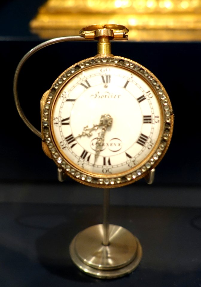 Watch, Bordier, Geneva, Switzerland, 18th century AD, gold, enamel, diamonds - Museo Nacional de Artes Decorativas - Madrid, Spain - DSC08027