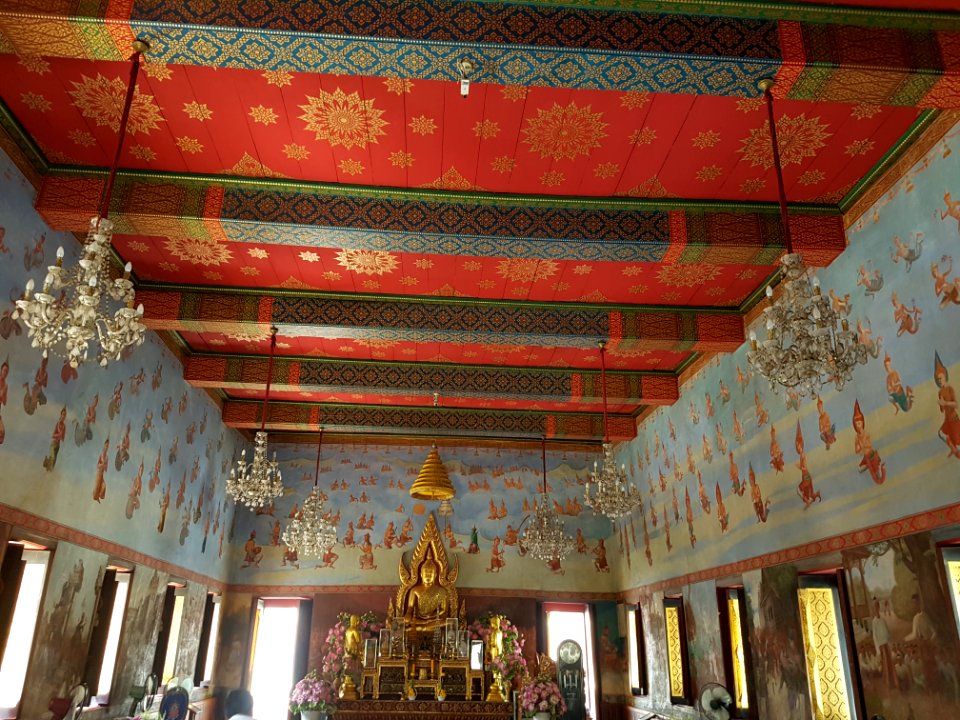 Wat Suwan Dararam wihan - inside - 2017-02-13 (002)