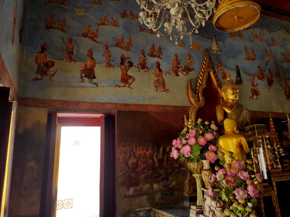 Wat Suwan Dararam wihan - inside - 2017-02-13 (007)