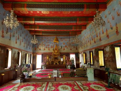 Wat Suwan Dararam wihan - inside - 2017-02-13 (004)