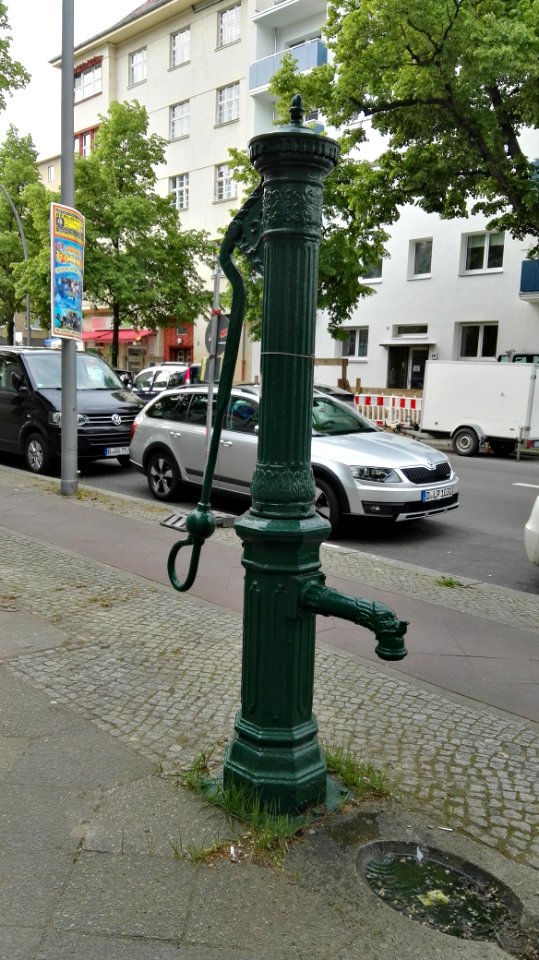 Wasserpumpe badenschestr51 berlin - 3